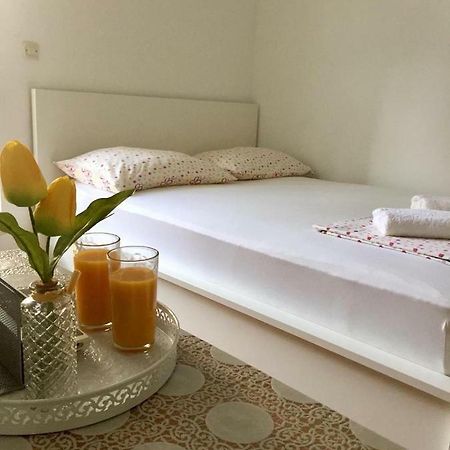 Apartment Jelas Makarska Exteriör bild